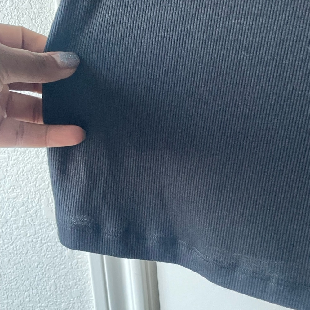 GAP Black Ribbed Tank Top - Picture 7 of 8
